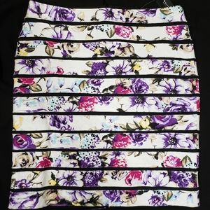 🌟Closet Closing🌟 Floral Pencil Skirt